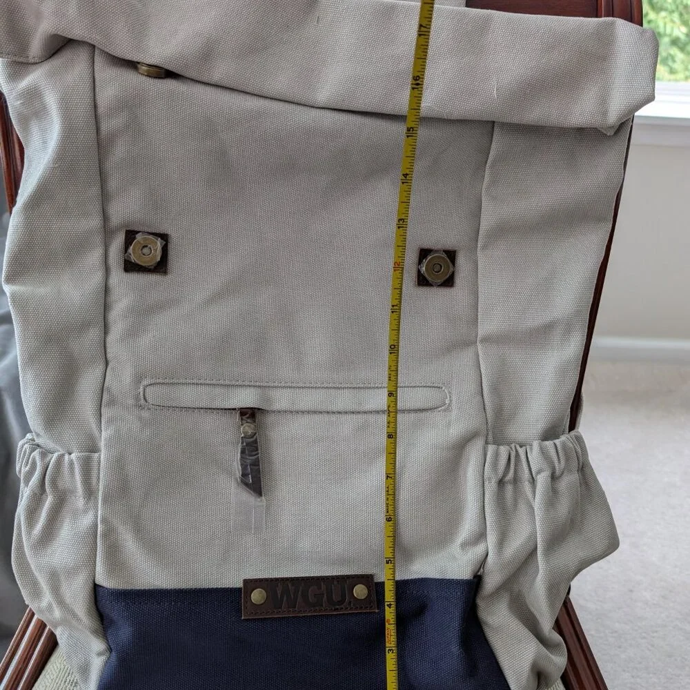 Canvas Backpack - Picture 9 of 11